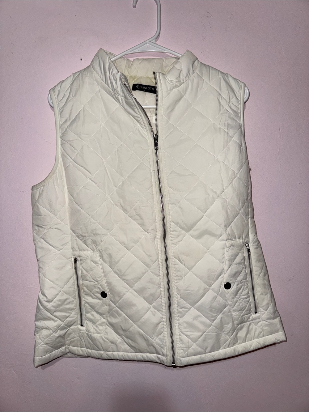 Quilted Sleeveless Vest – White